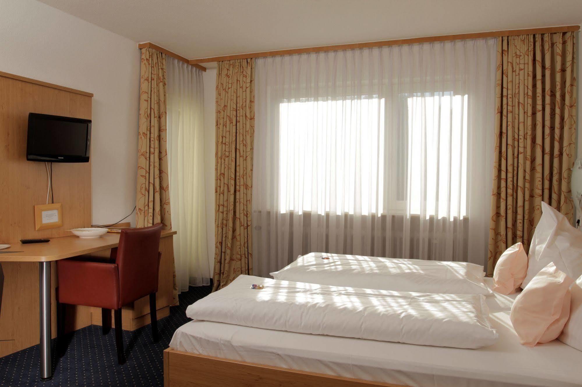 Hotel Waldblick Schenkenzell Exterior foto
